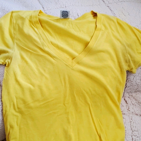 PINK by Victoria's Secret T shirt - Picture 2 of 4